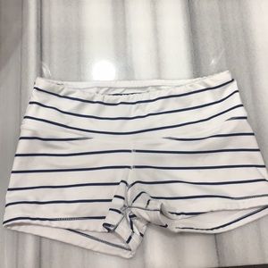 FLEO shorts size xsmall. Worn twice.